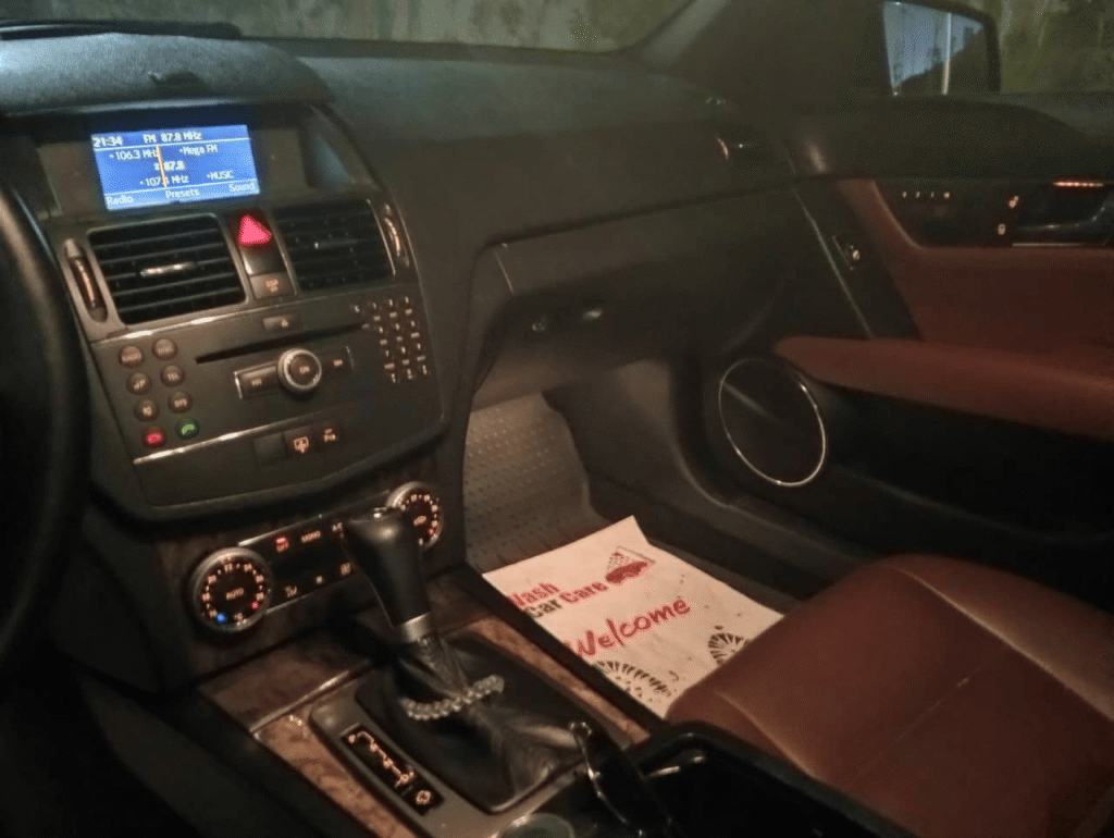 Private Car Transfer (1–3 people) photo 3