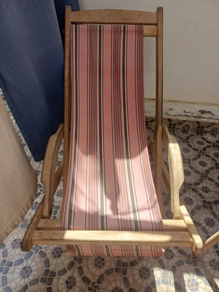 Chaise Lounge