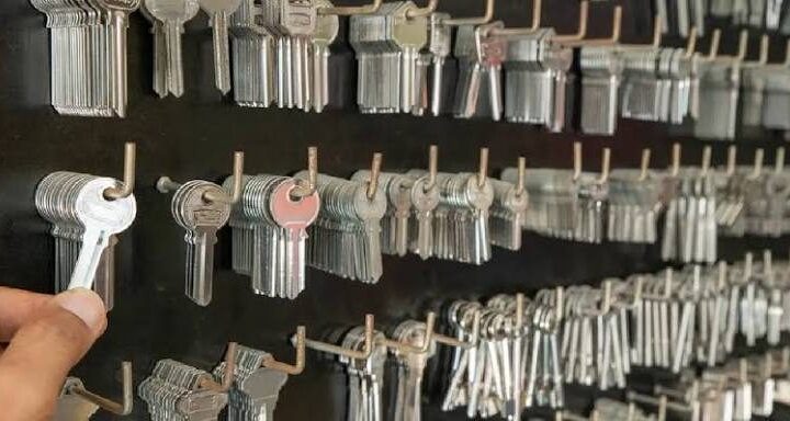 Master Key – Key Copies & Watch Repair view 2