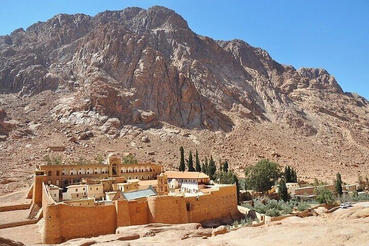 Mount Mousa Sinai & St. Catherine view 4