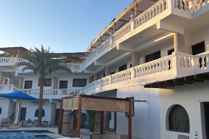 Seven Heaven Hotel Dahab view 3