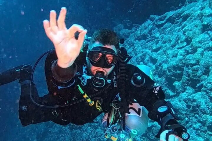 Divemaster photo 1