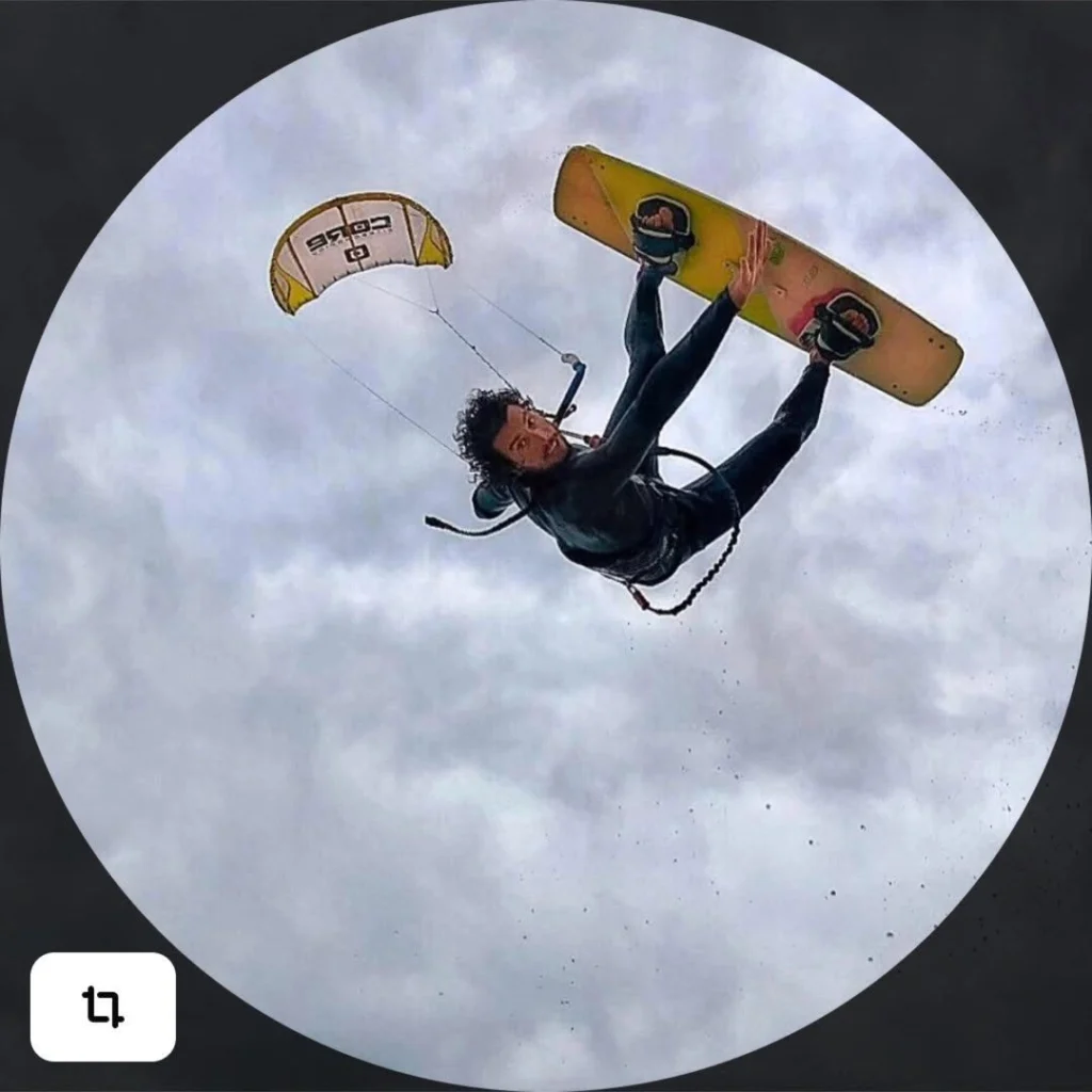 Basic Kitesurfing Course (6 hours) photo 2